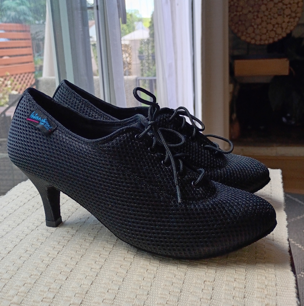 NWT.International Dance Shoes, Roxy, Air Mesh, 2” IDS Heel.Size 8. - Picture 4 of 10